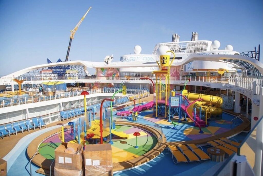 Wonders of The Seas Ship